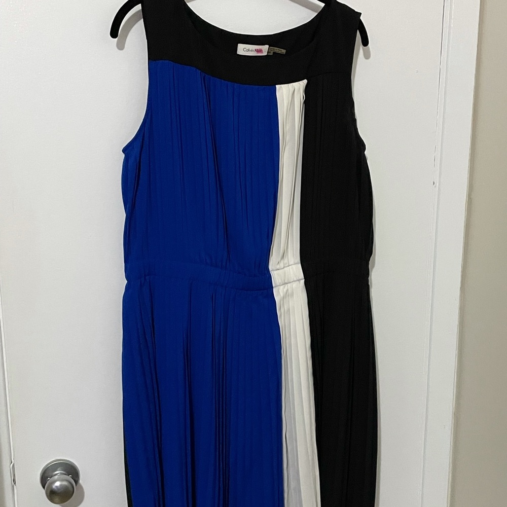 Calvin Klein Pleated Dress Size 14
